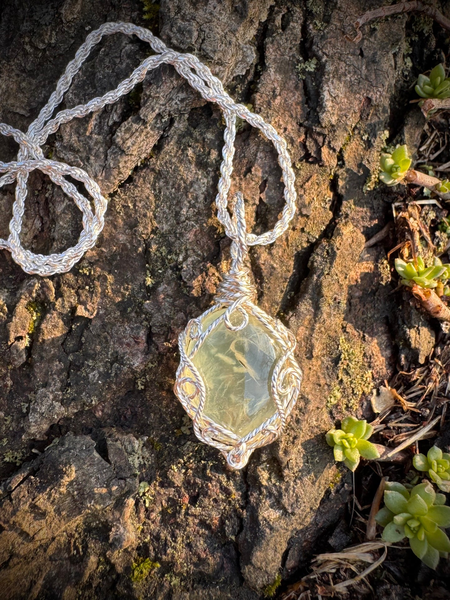 Prehnite Druid in Sterling ii