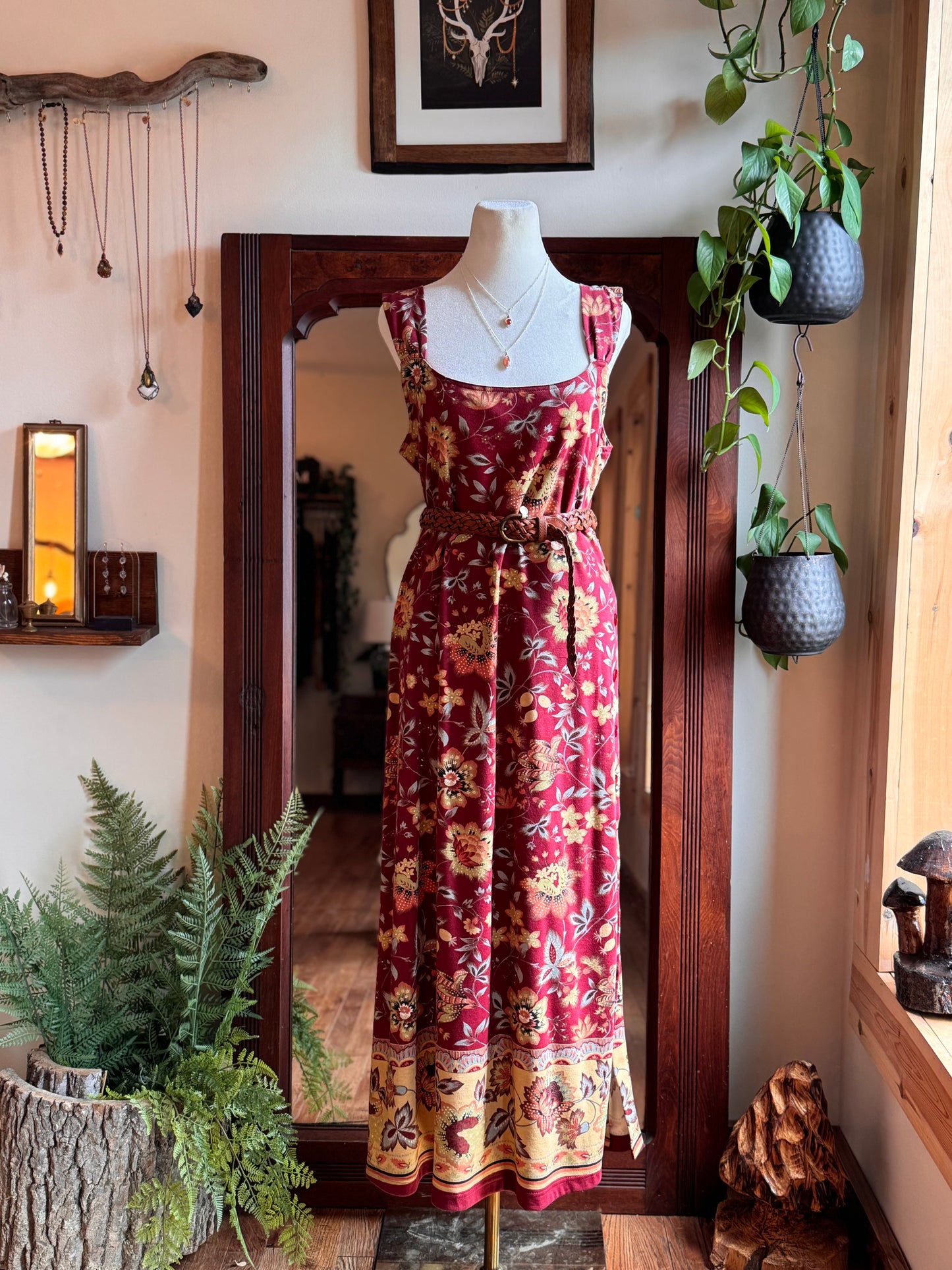 Sleeveless Paisly Dress M