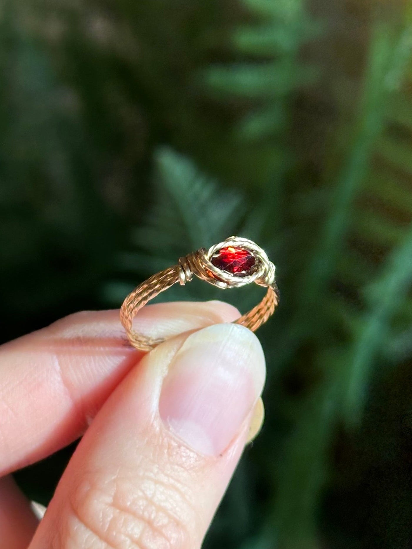 Garnet Ring ~ 14k Gold 8.5 or 9