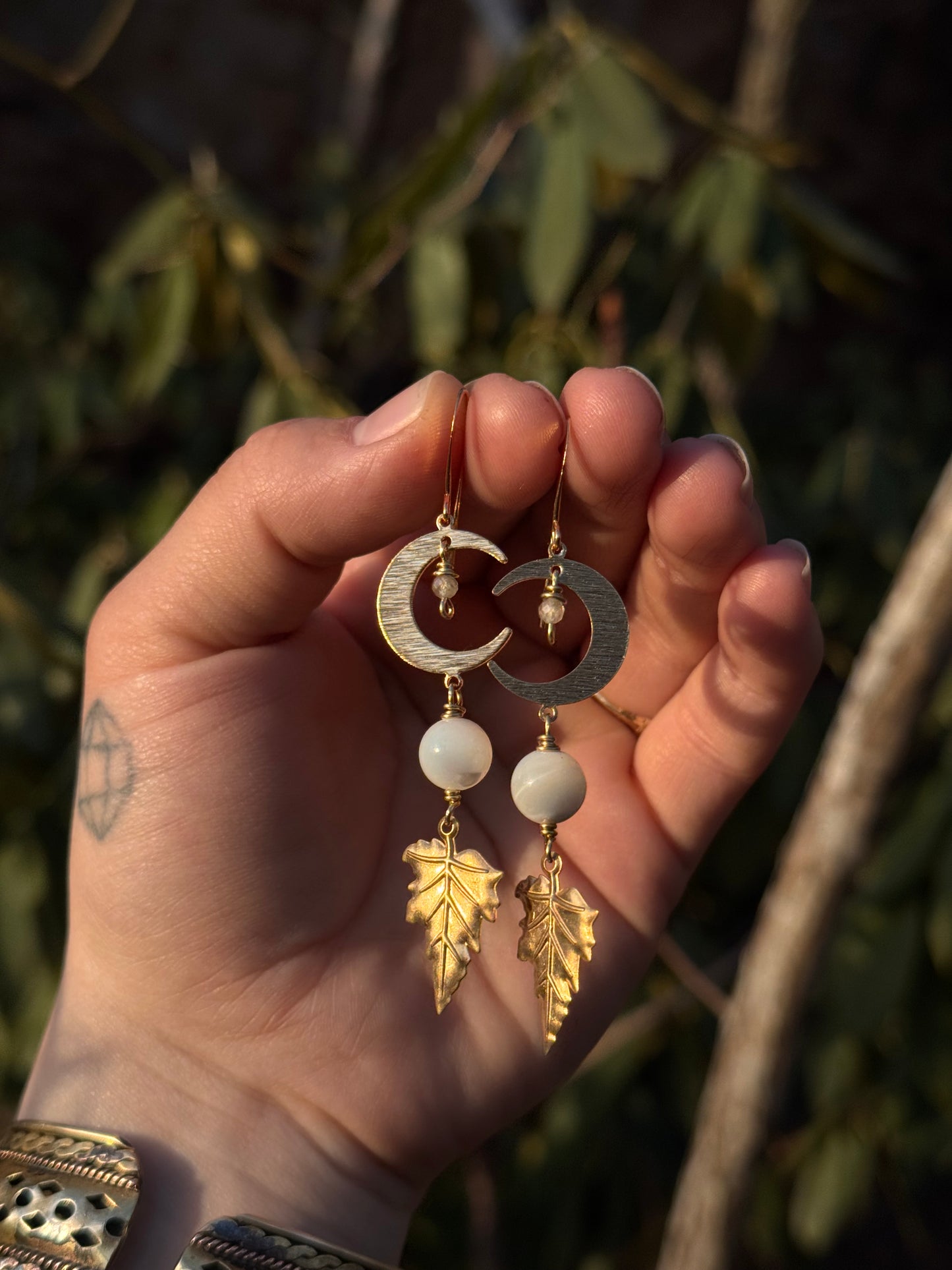 Lily of the Valley White Shell Earrings