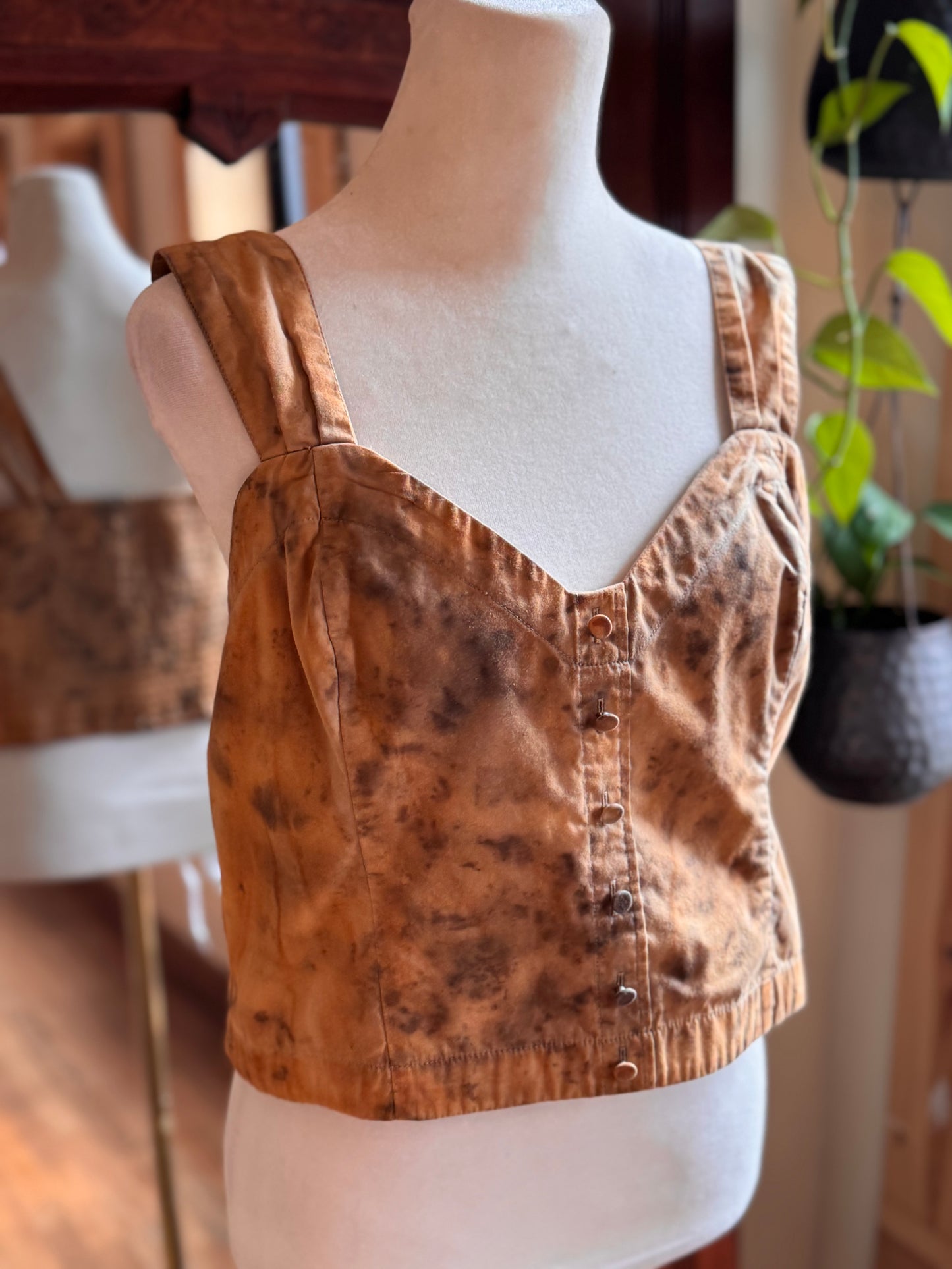 Eco Dye ~ Upcycled calico crop top size L