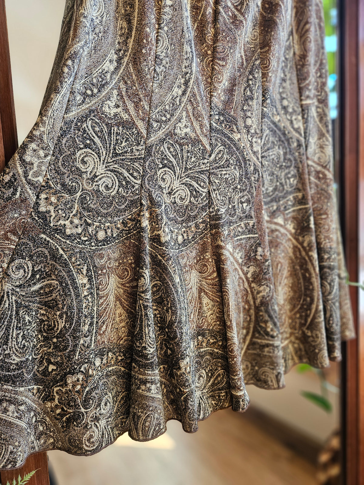 Size Medium Shimmery skirt
