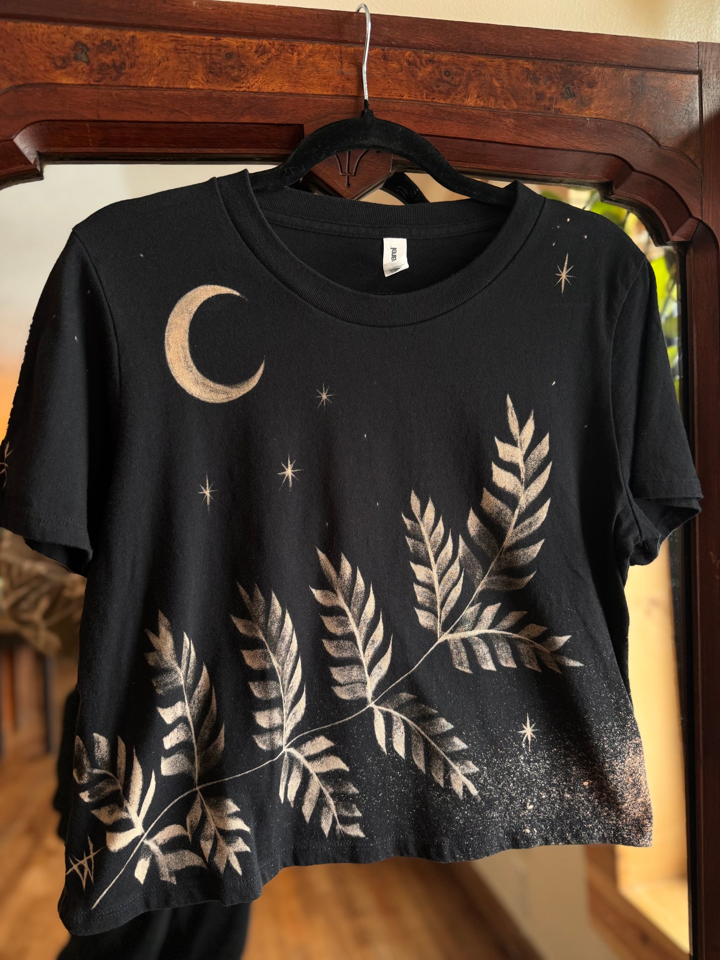 Handpainted boxy crop Medium