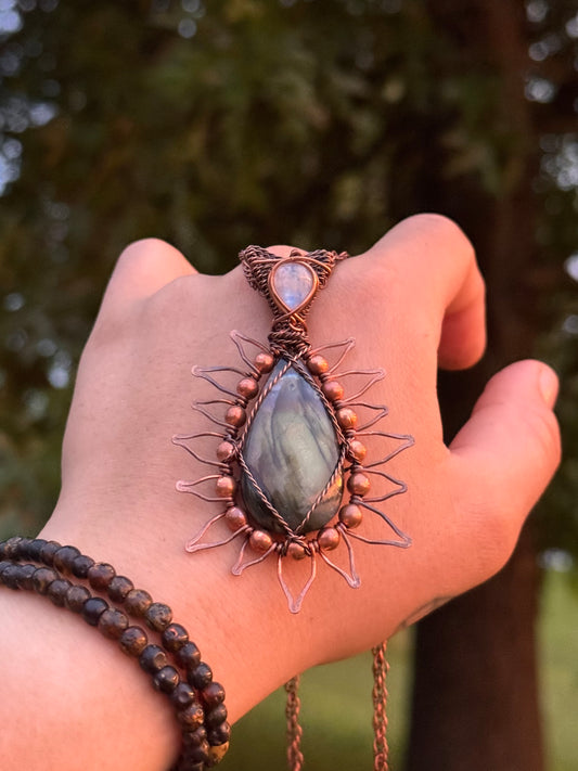 Golden Labradorite Lotus XL