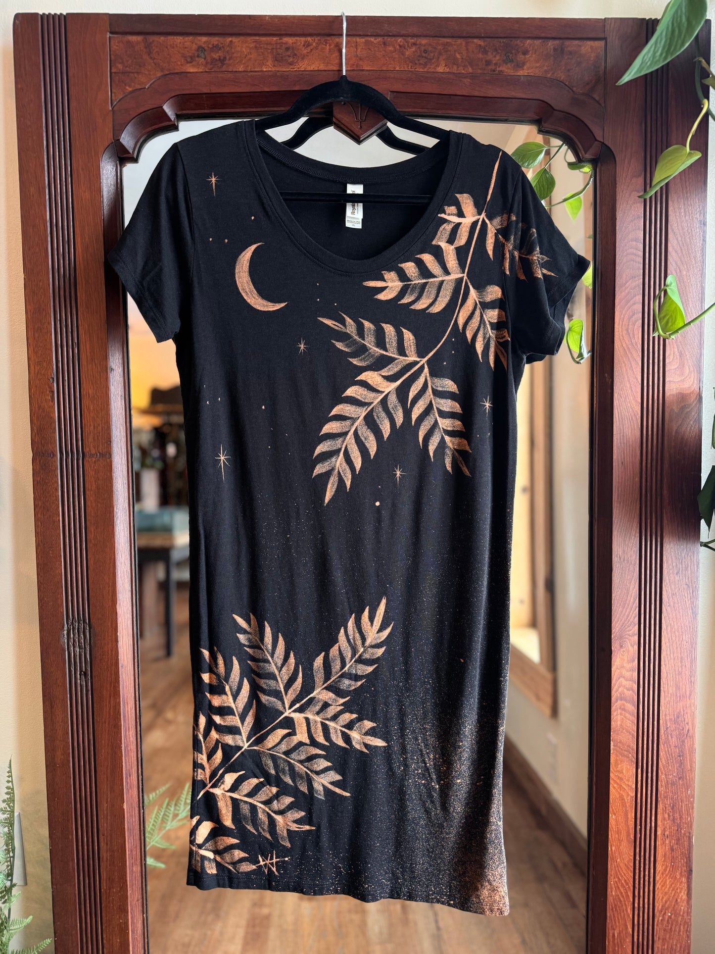 Handpainted fern tee dress M