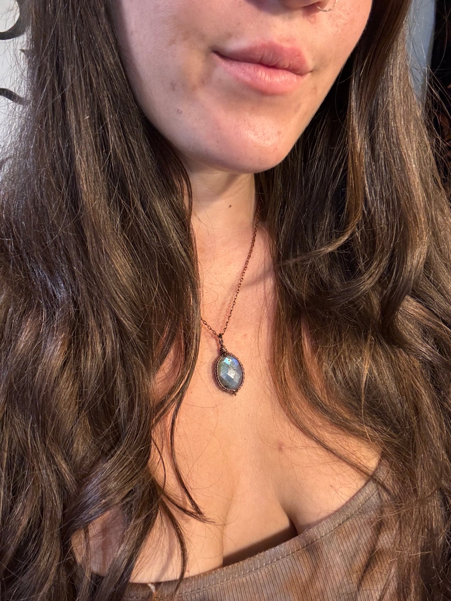 Faceted labradorite 30” twisty chain