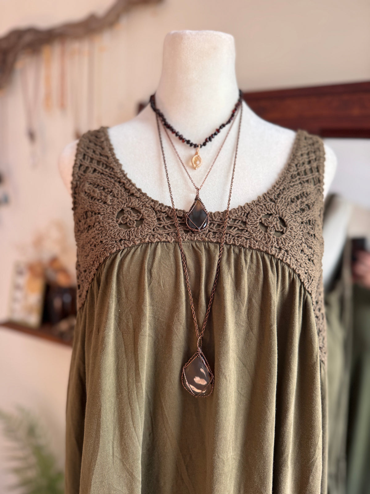 Size XL sleeveless cotton olive green dress
