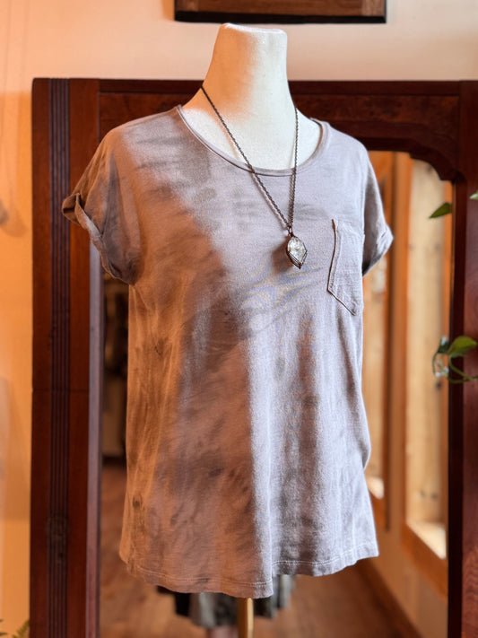 Eco Dye ~ Upcycled tee size S