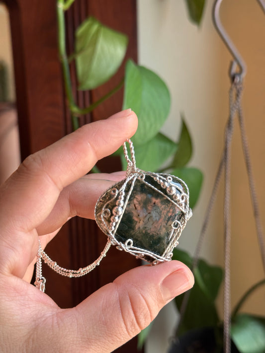 Druid ~ sterling and Moss Agate 20”