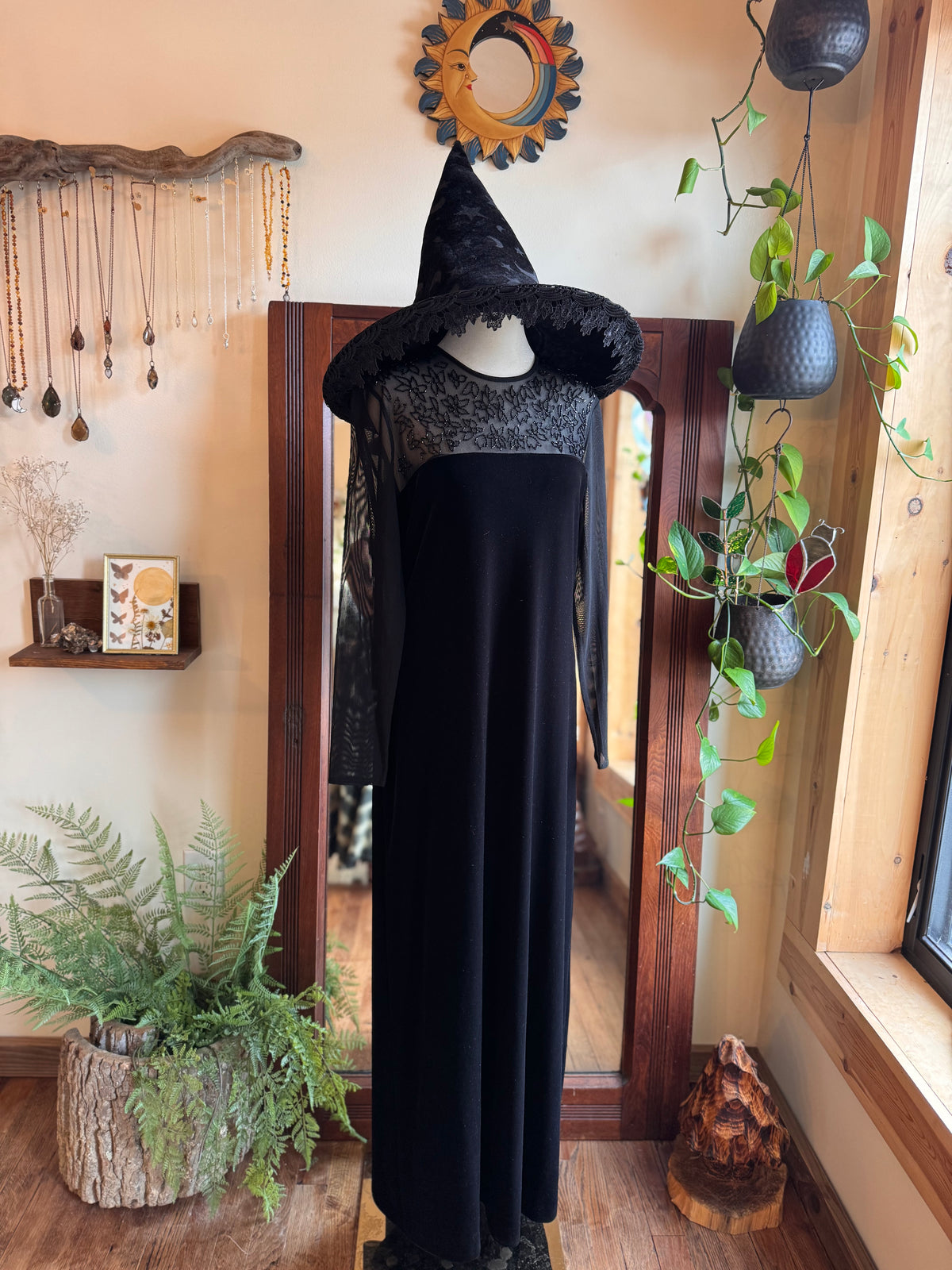 Size Large (14) vintage velvet maxi dress