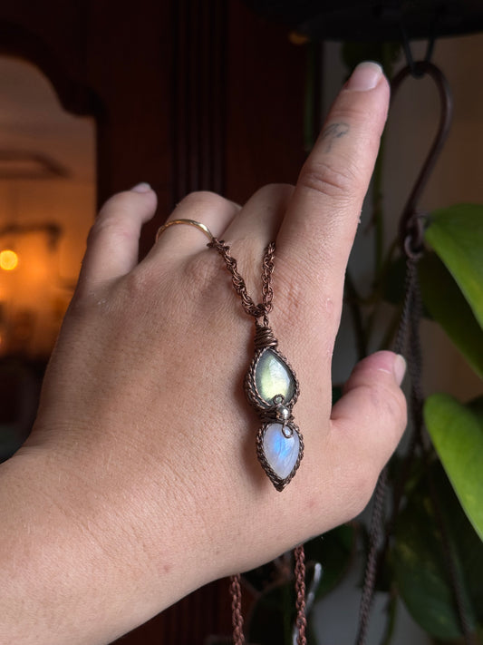 Mystic Fryeja Pendant ~ Moonstone & Labradorite