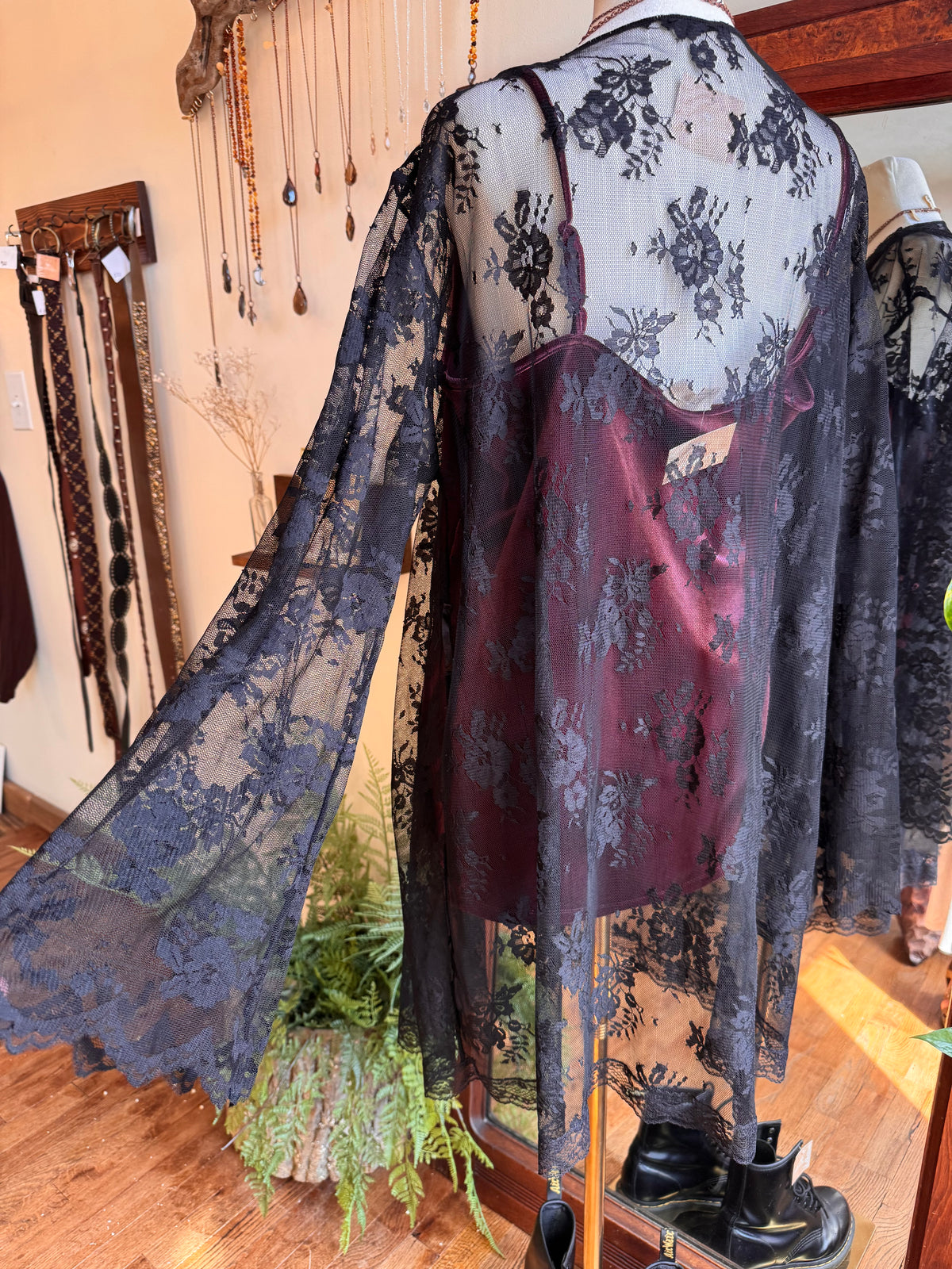 Size 2X black lace duster