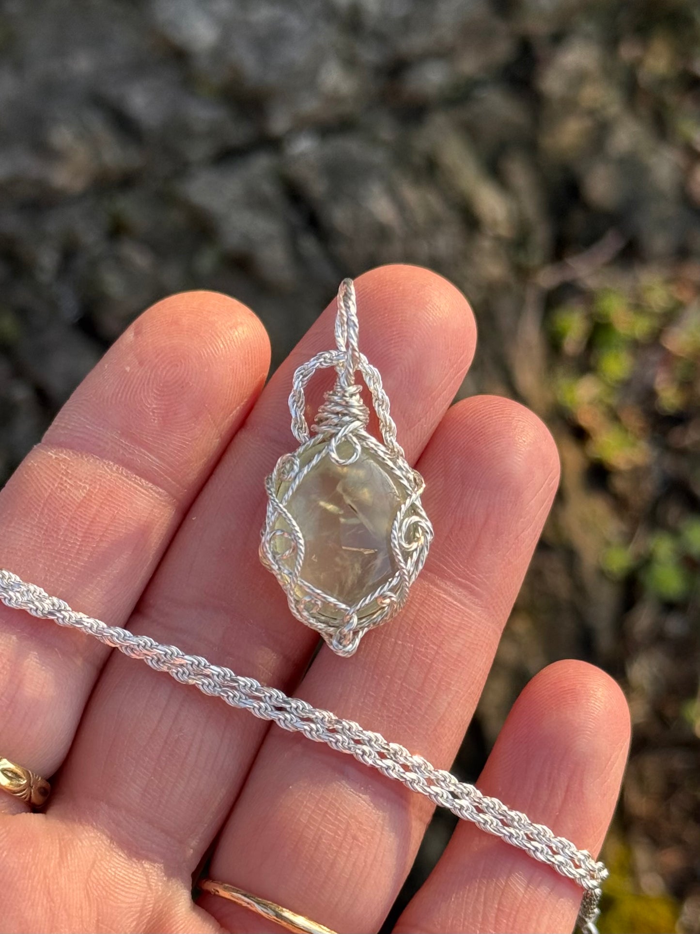 Prehnite Druid in Sterling ii