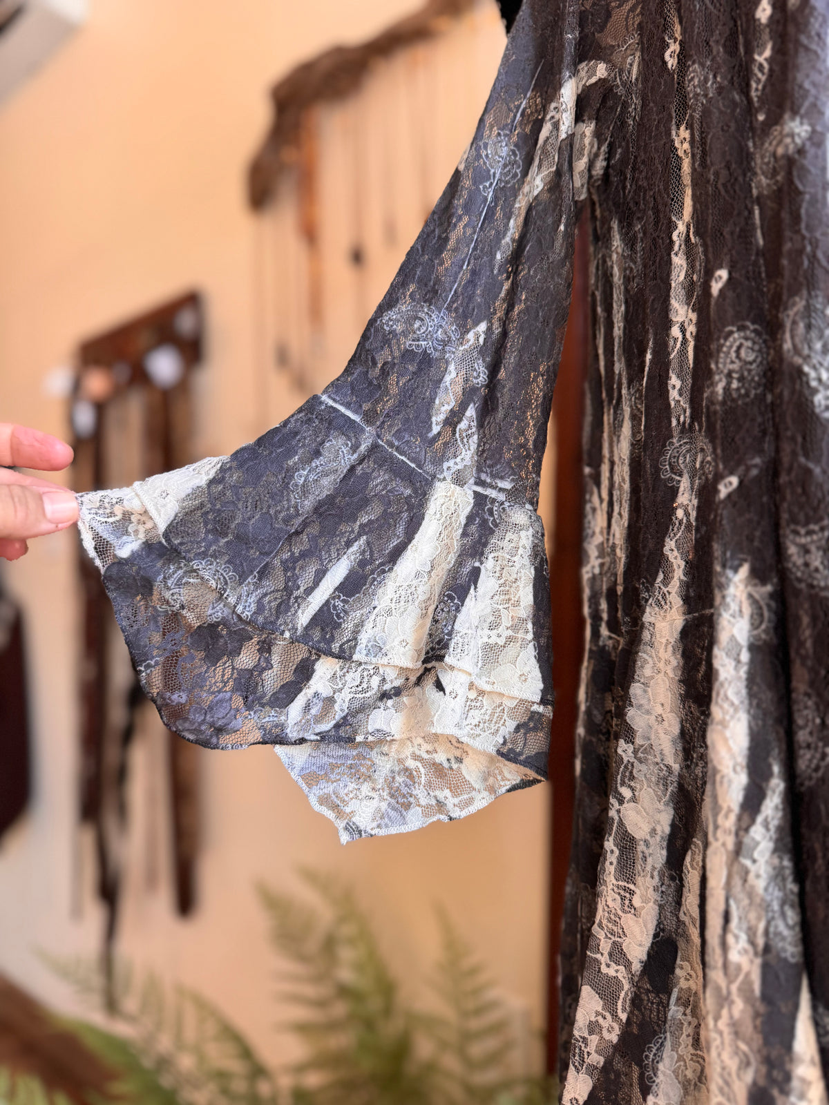 Size S/M handkerchief lace duster