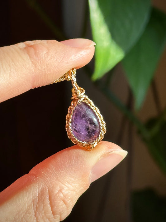 Amethyst Teardrop in 14k Gold