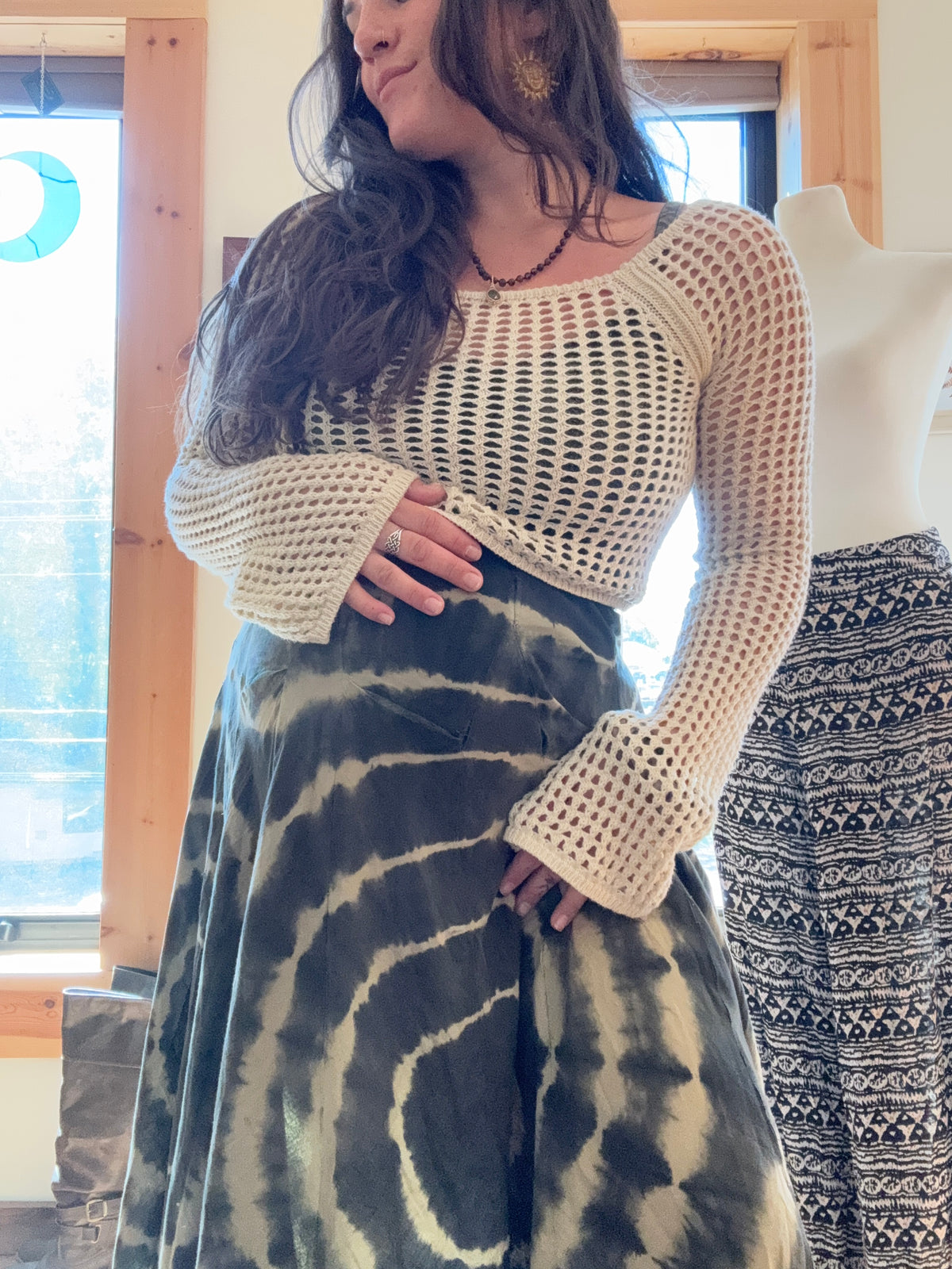Size M bell sleeve knit crop sweater