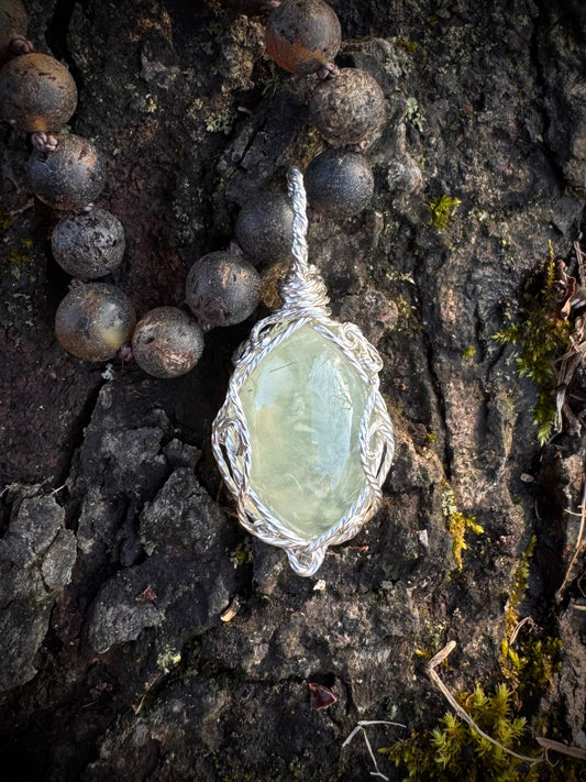 Prehnite Druid in Sterling