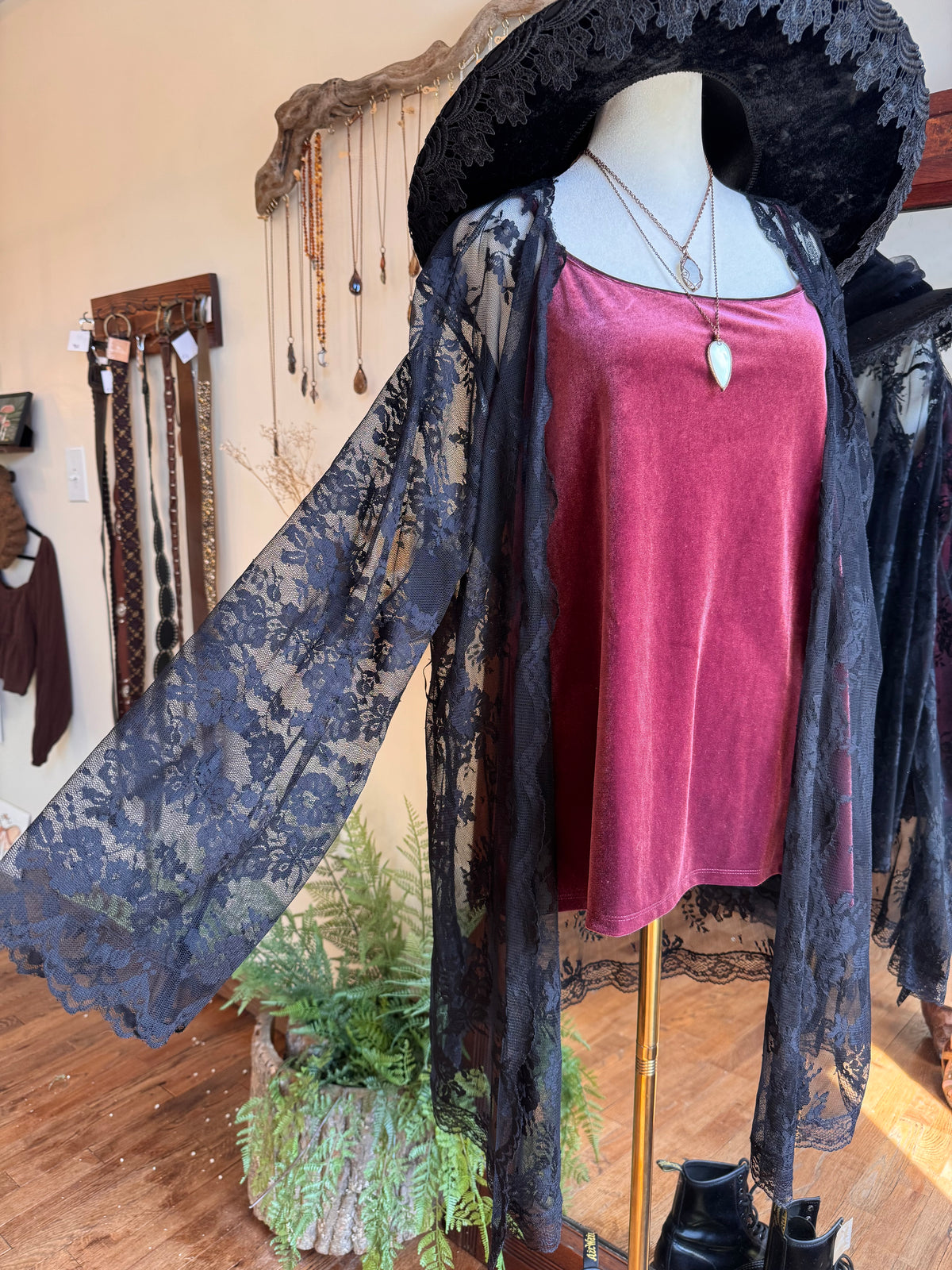 Size 2X black lace duster