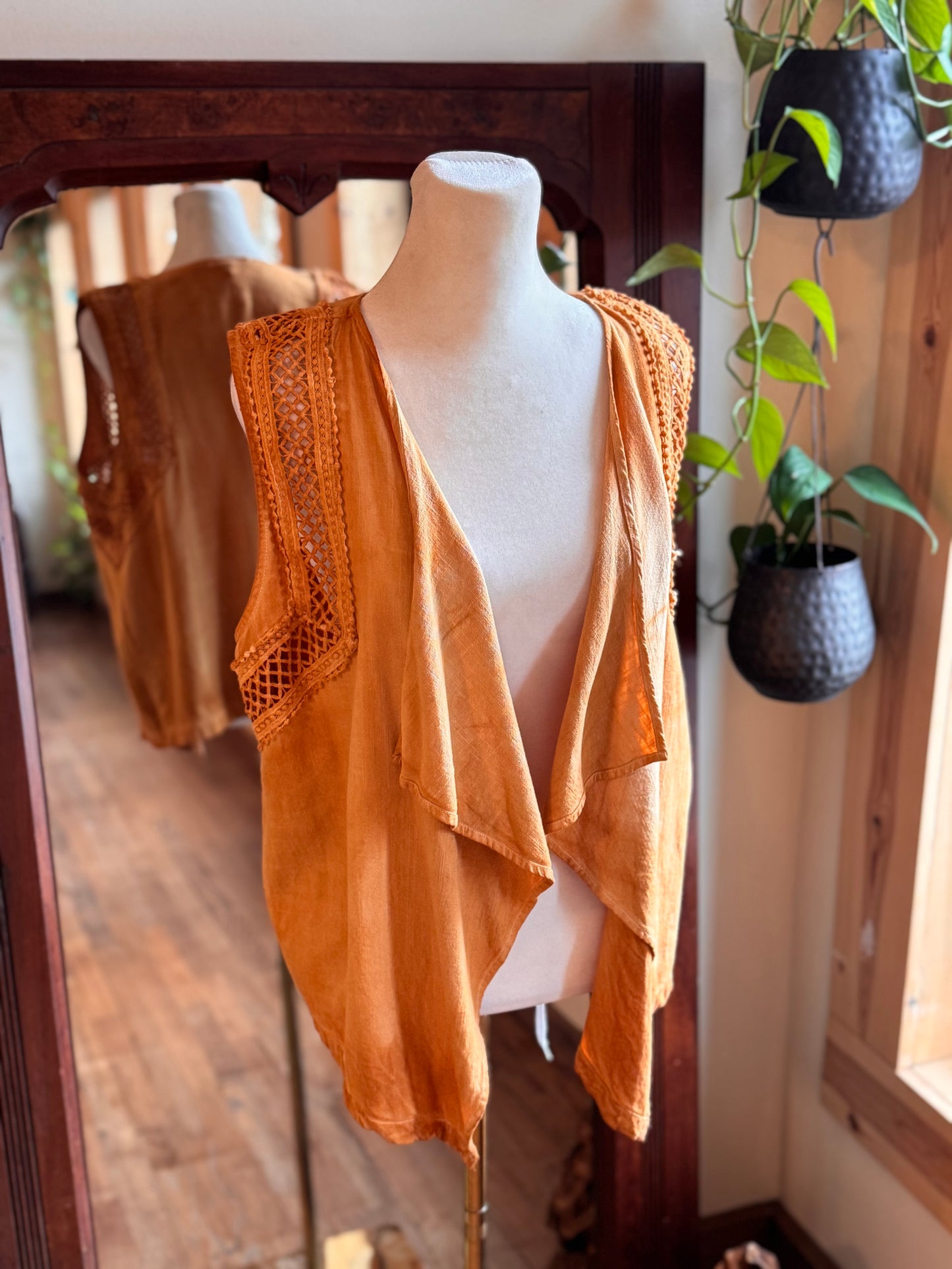 Eco Dye ~ knit linen blend vest size M-L