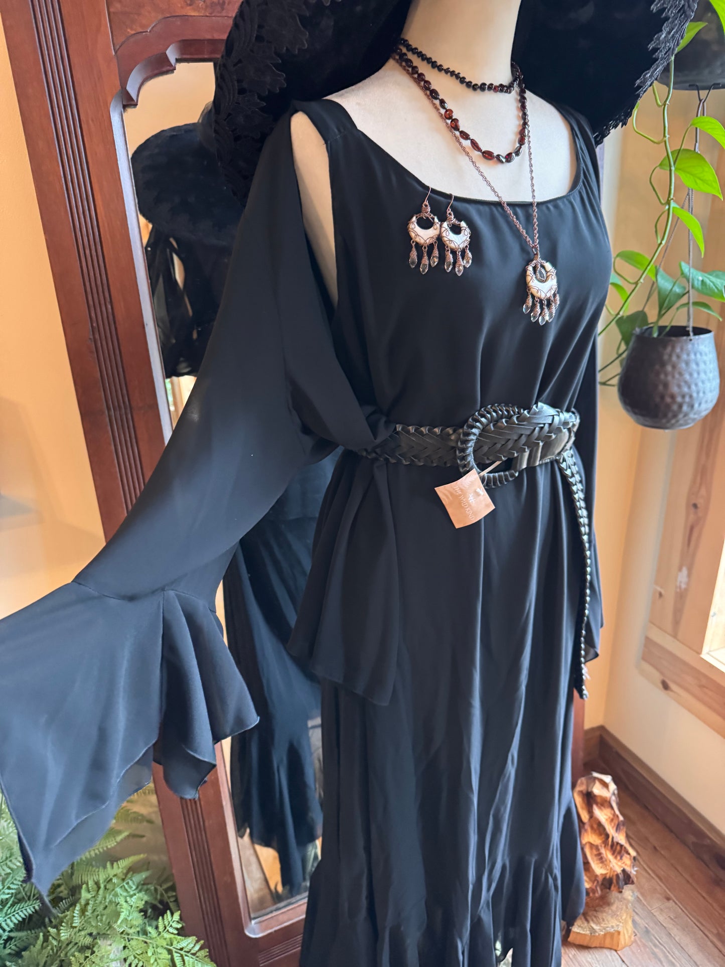 Flutter Dress Set Xxl with the belt