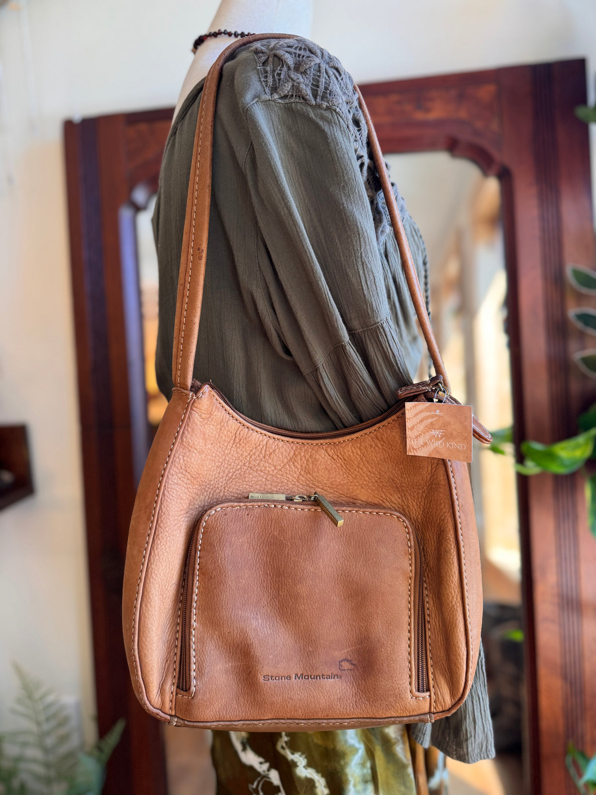 Genuine leather shoulder bag