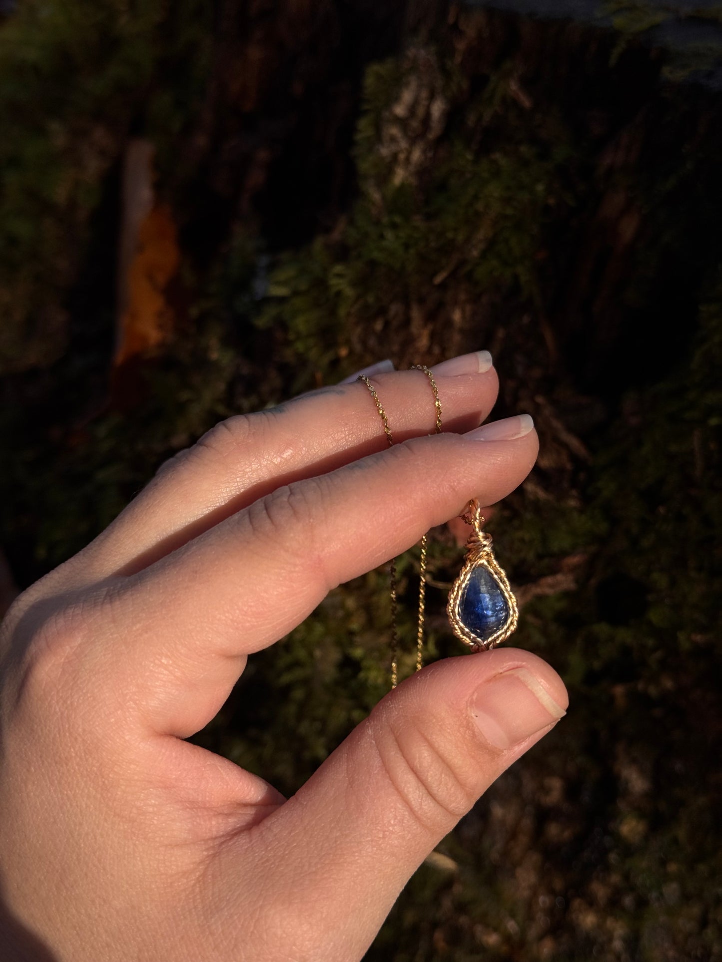 Kyanite Specialty Pendant~ 14k gold