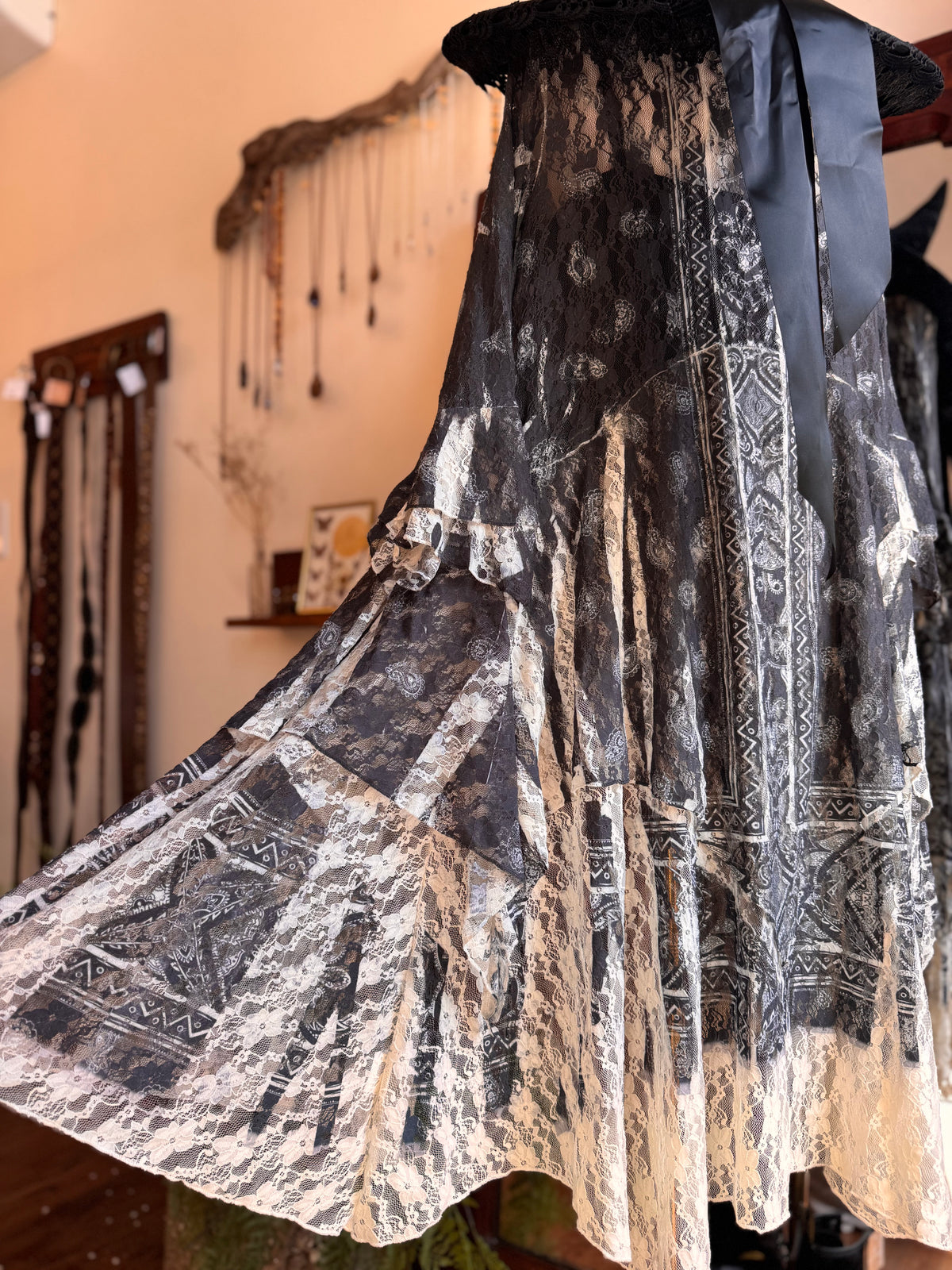 Size S/M handkerchief lace duster