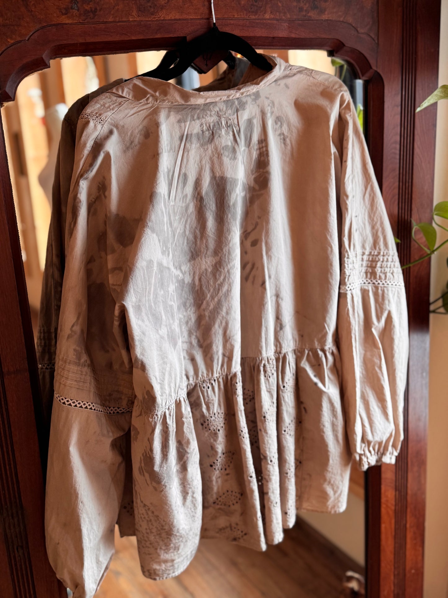 Eco Dye ~ embroidered peasant top size 3XL