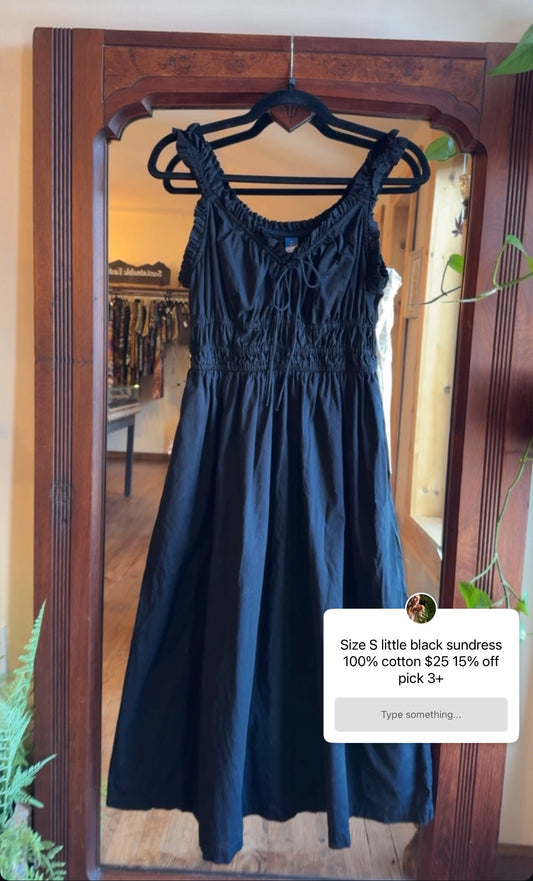 Size s black cotton dress