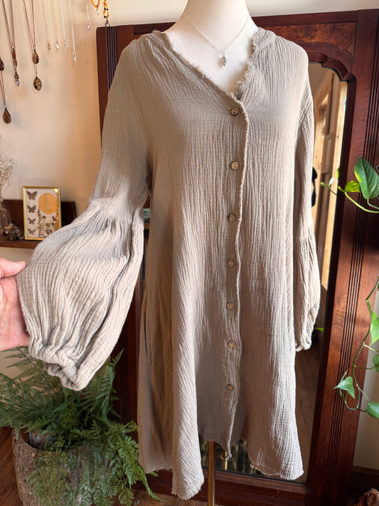 Size M muslin dress
