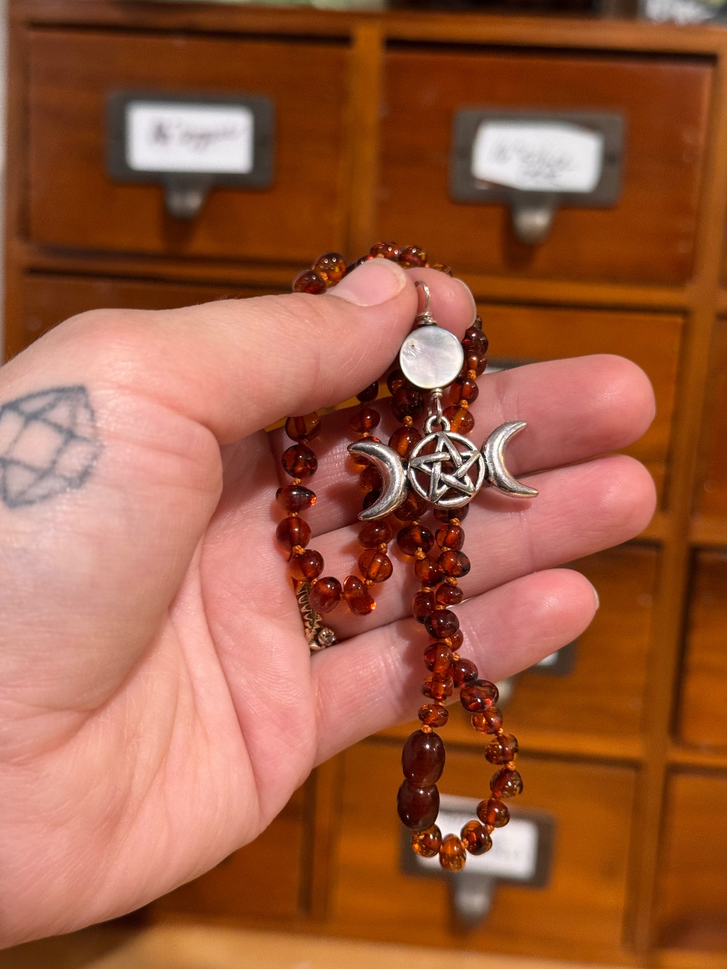 Bundle for Danielle with free knot ring