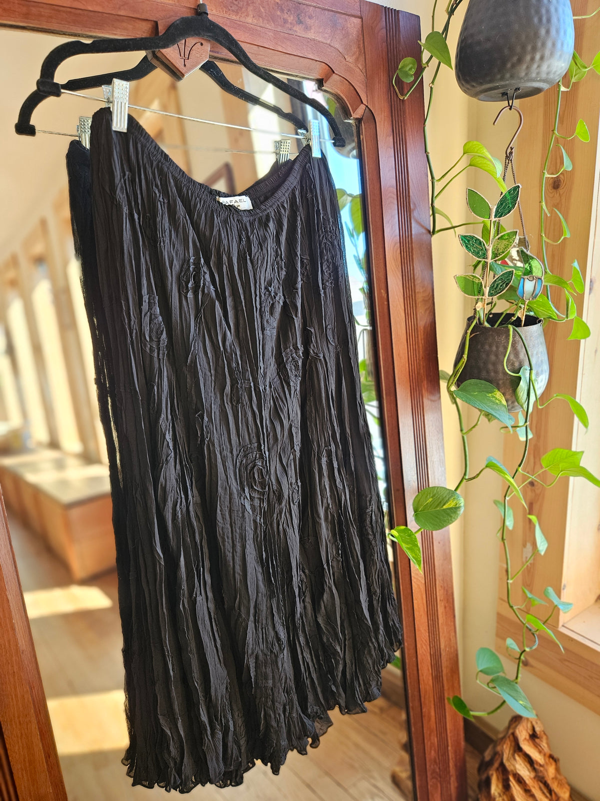 Size 2XL Black Crinkled Skirt