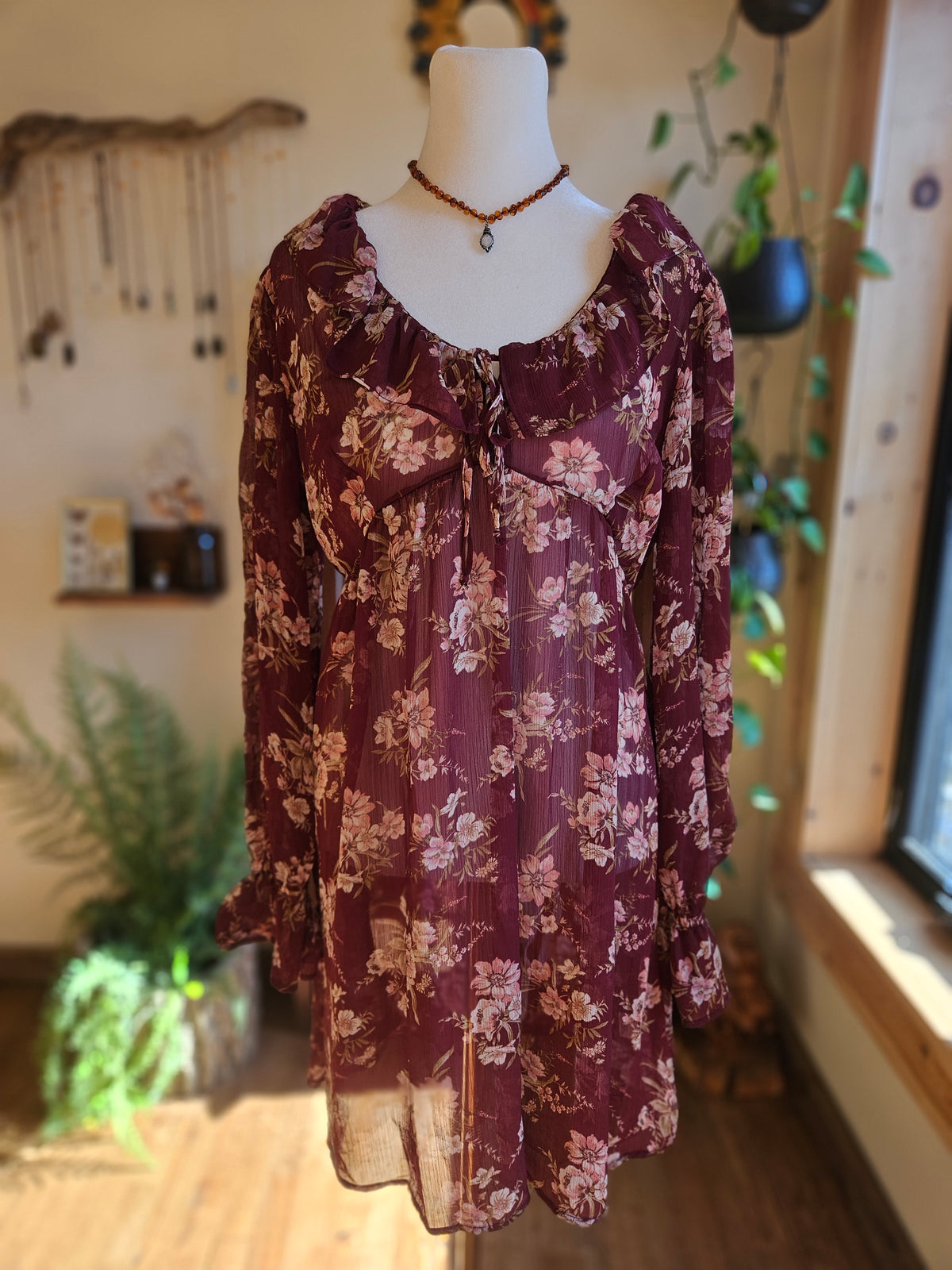 Size Large Sheer Floral Top